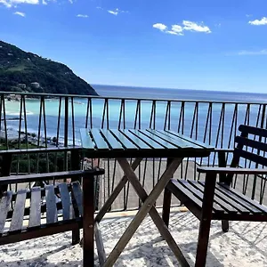 Holiday home Ocean View With Fast Wi-fi And Elevator To Town, Levanto
